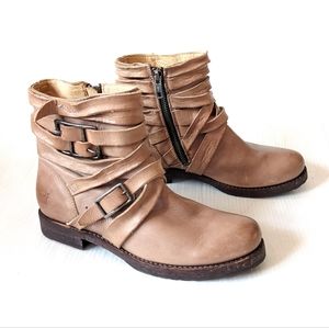 FRYE Veronica strappy buckle tan leather ankle boots